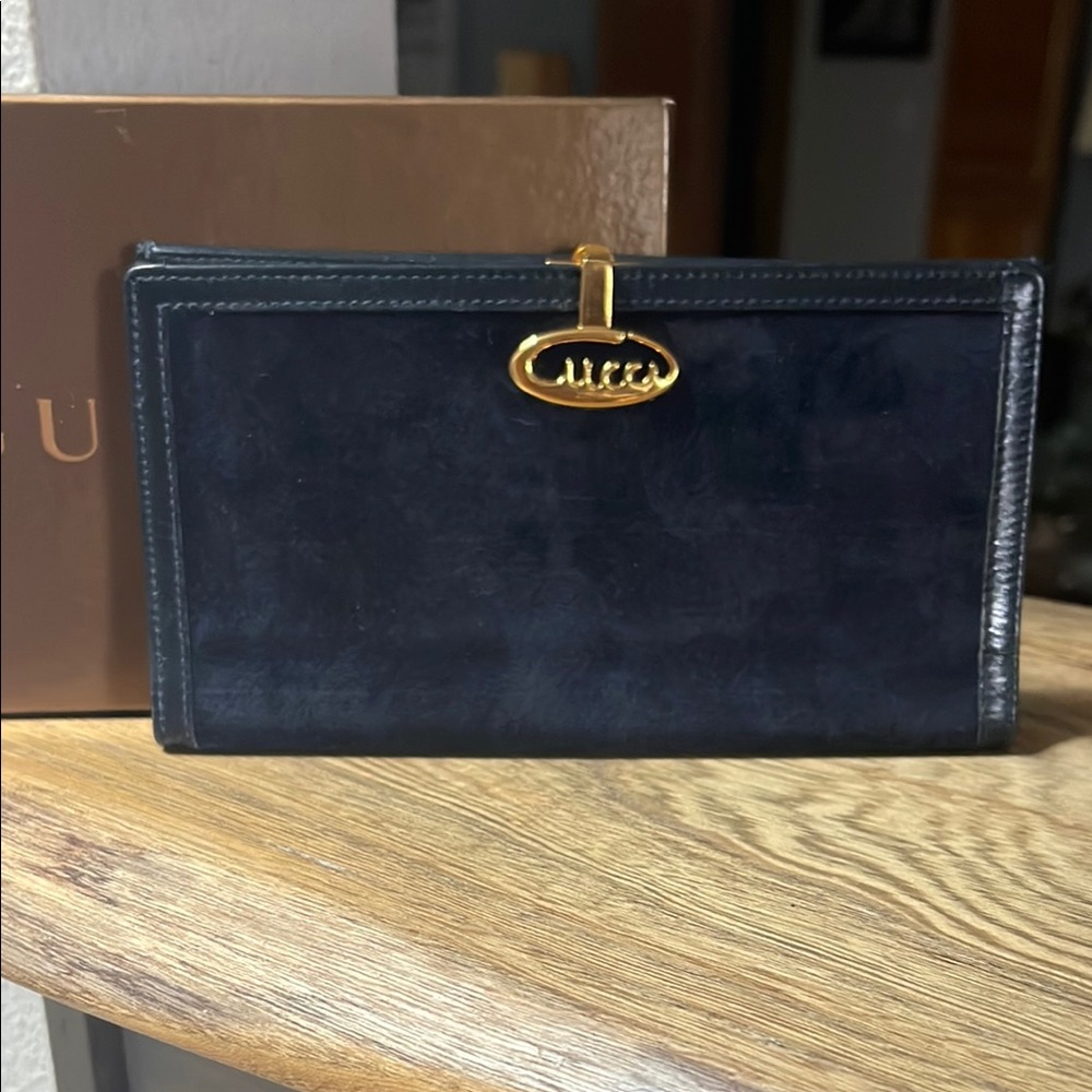 Authentic Gucci Navy Suede & Leather Vintage Wallet & Gucci Box - Picture 2 of 16